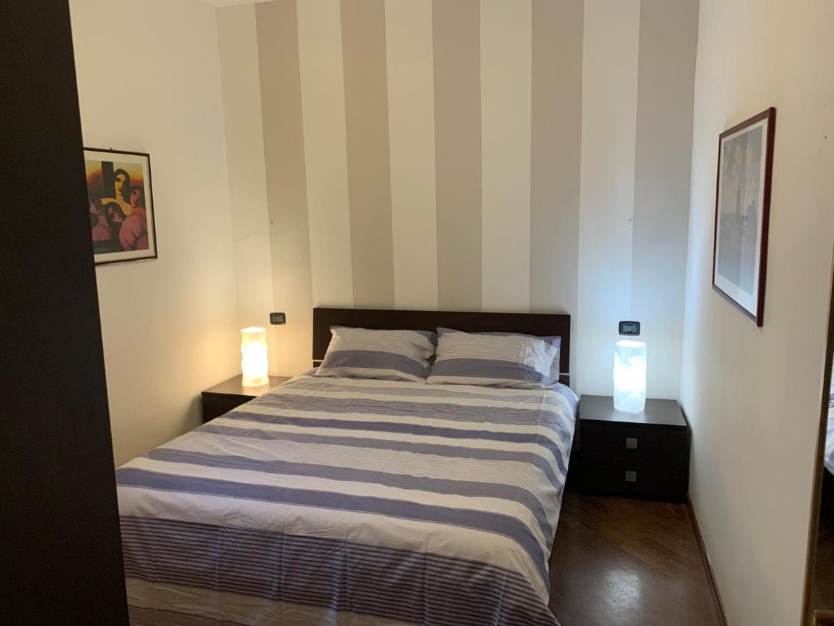 Piazza Volta Apartment Como Eksteriør billede