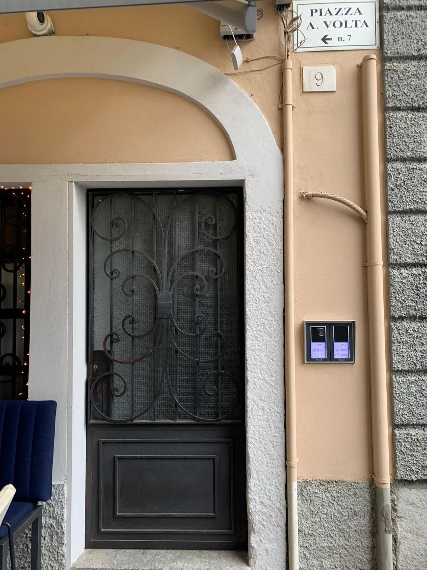 Piazza Volta Apartment Como Eksteriør billede